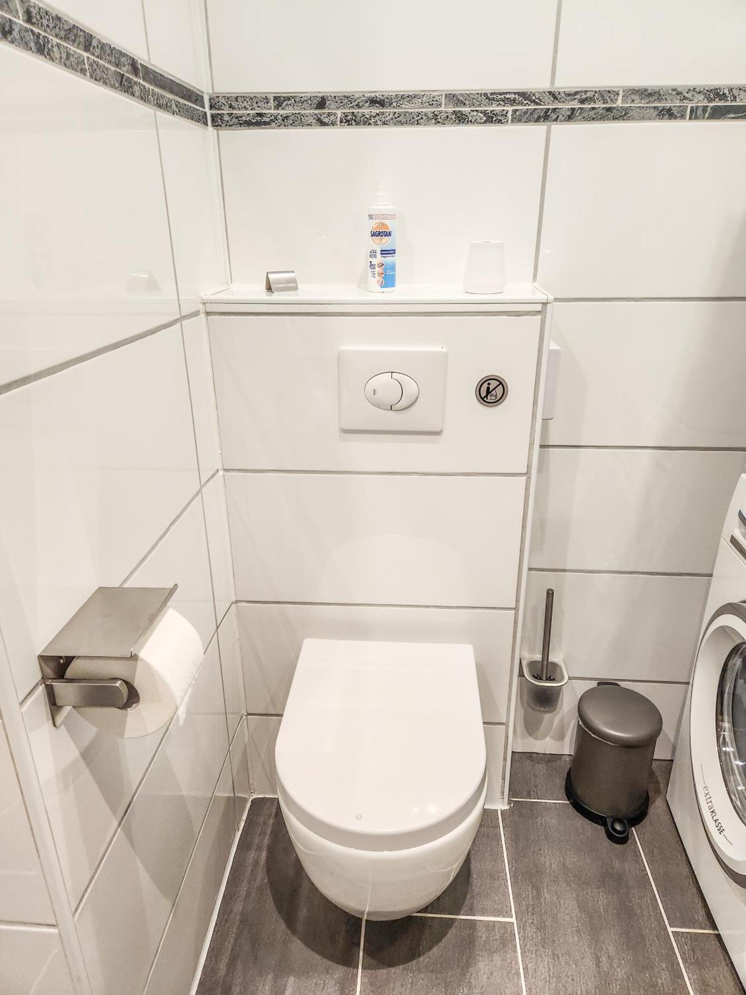 Geli Homes L1 - 2X Zimmer, 2X Kingsize Bett, 1 Bis 4 Personen, Parkplatz, Tv, Wifi, Top Kueche, Kaffee, Tee Lünen Exterior foto
